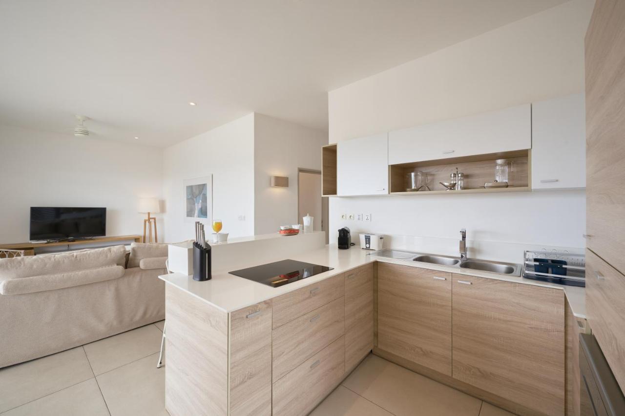 Les Estivales Beachfront Suites & Penthouses With Lov 트루오비슈 외부 사진