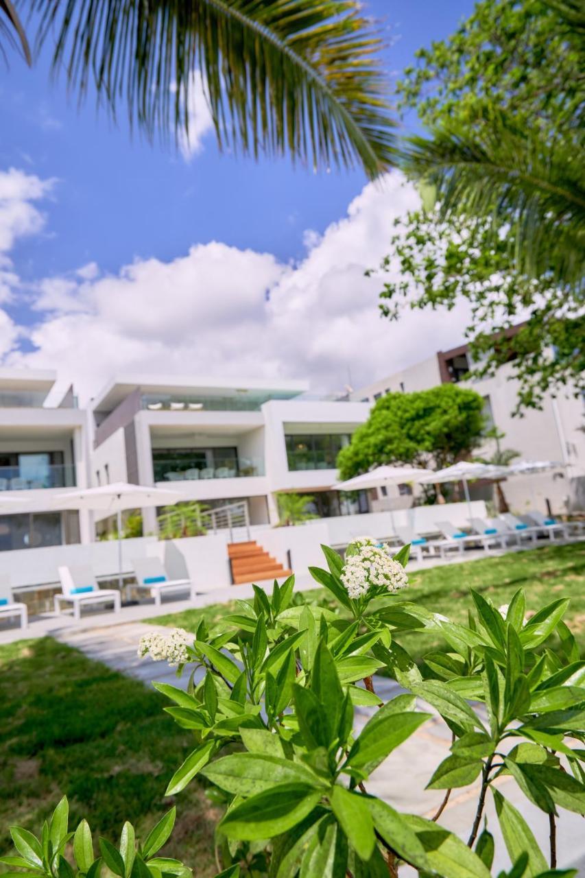 Les Estivales Beachfront Suites & Penthouses With Lov 트루오비슈 외부 사진