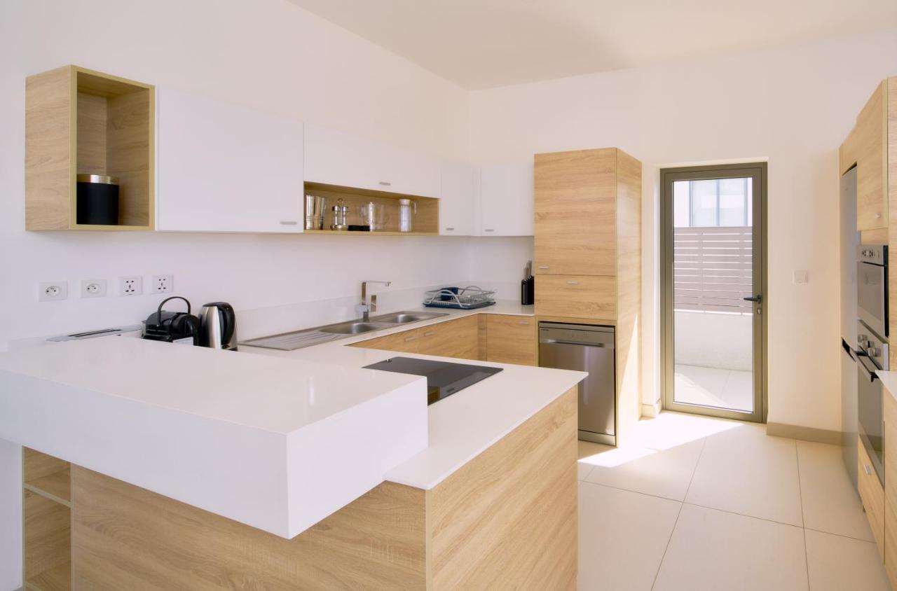 Les Estivales Beachfront Suites & Penthouses With Lov 트루오비슈 외부 사진
